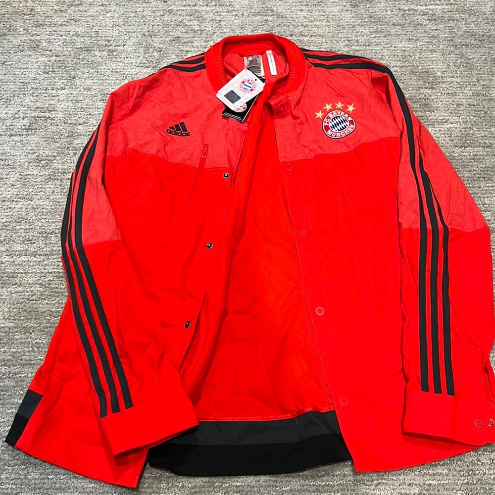 NWT Authentic Adidas FC Bayern Anthem Jacket sz M